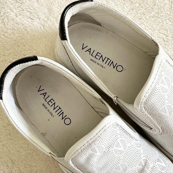 Valentino Adriel Monogram Leather Slip on Sneakers Size 9 White Made in Italy - Picture 4 of 7